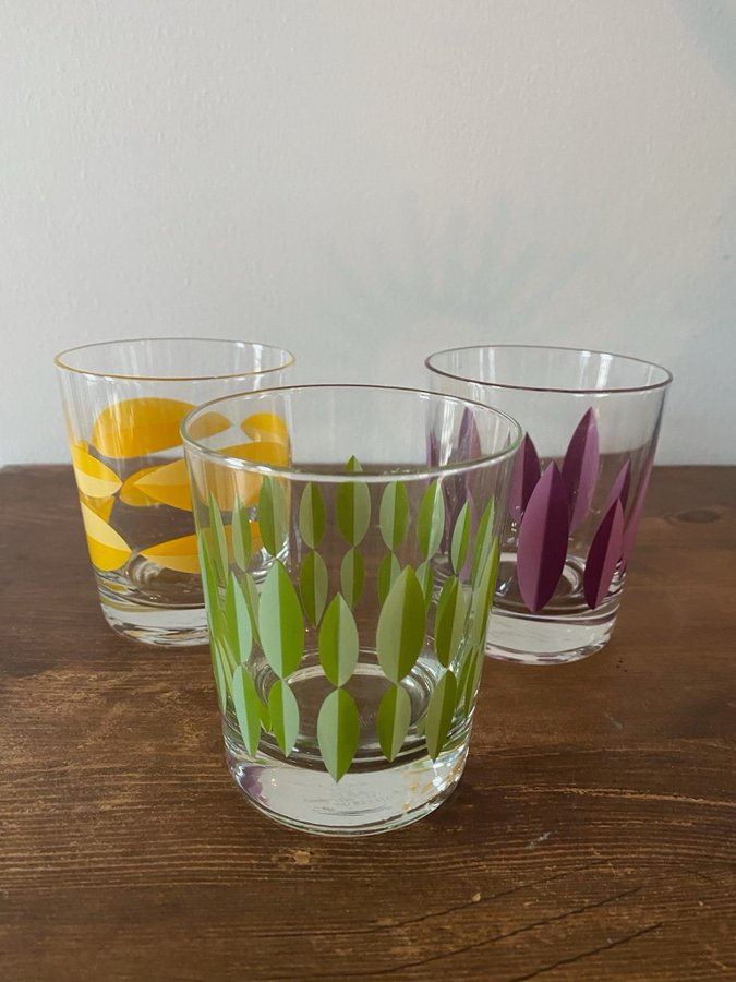 3 st glas med mönster IKEA retro vintage grön lil gul bladmotiv