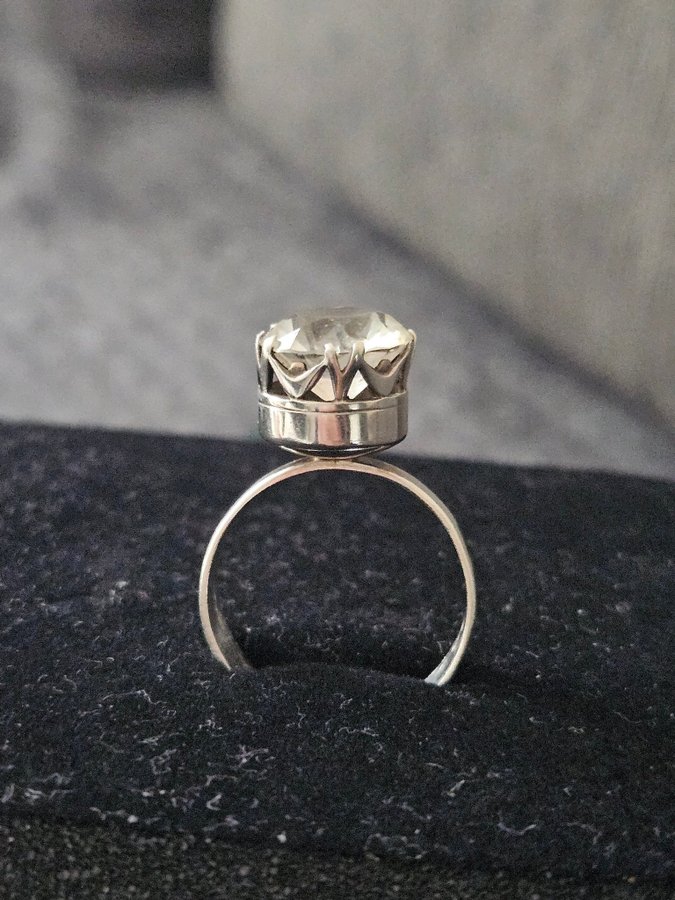 Bergkristall ring i silver äkta vintage med flera stämplar