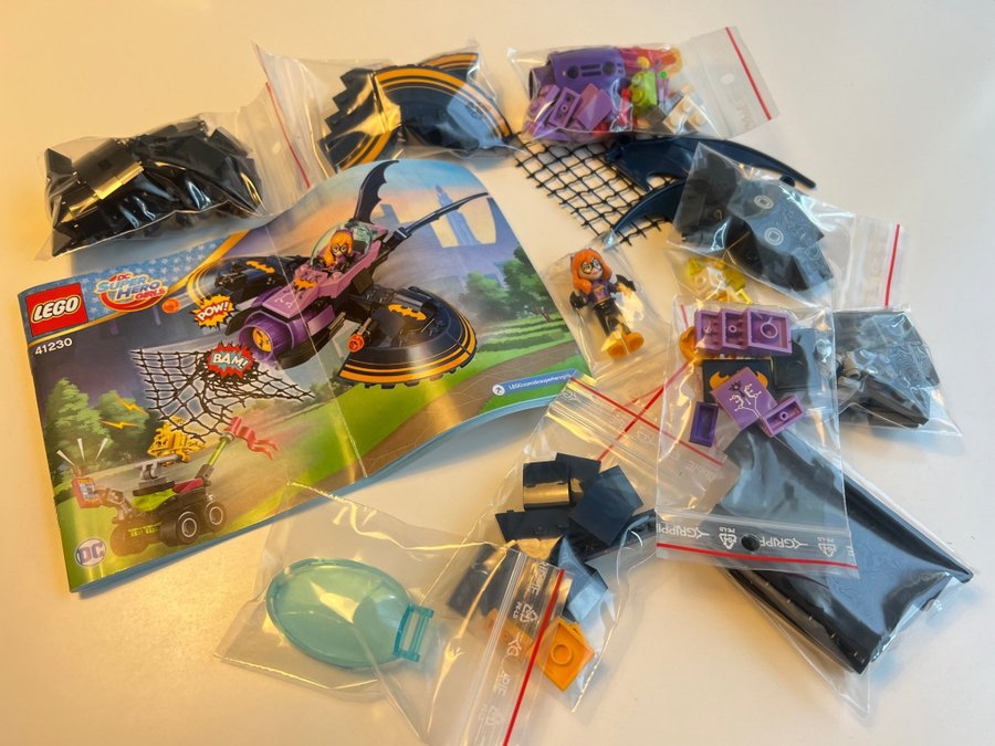 Lego 41230 DC Super Hero Girls Batgirl Batjets Chase