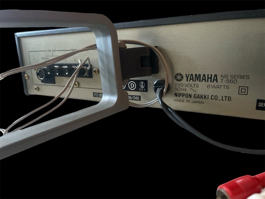 YAMAHA T560