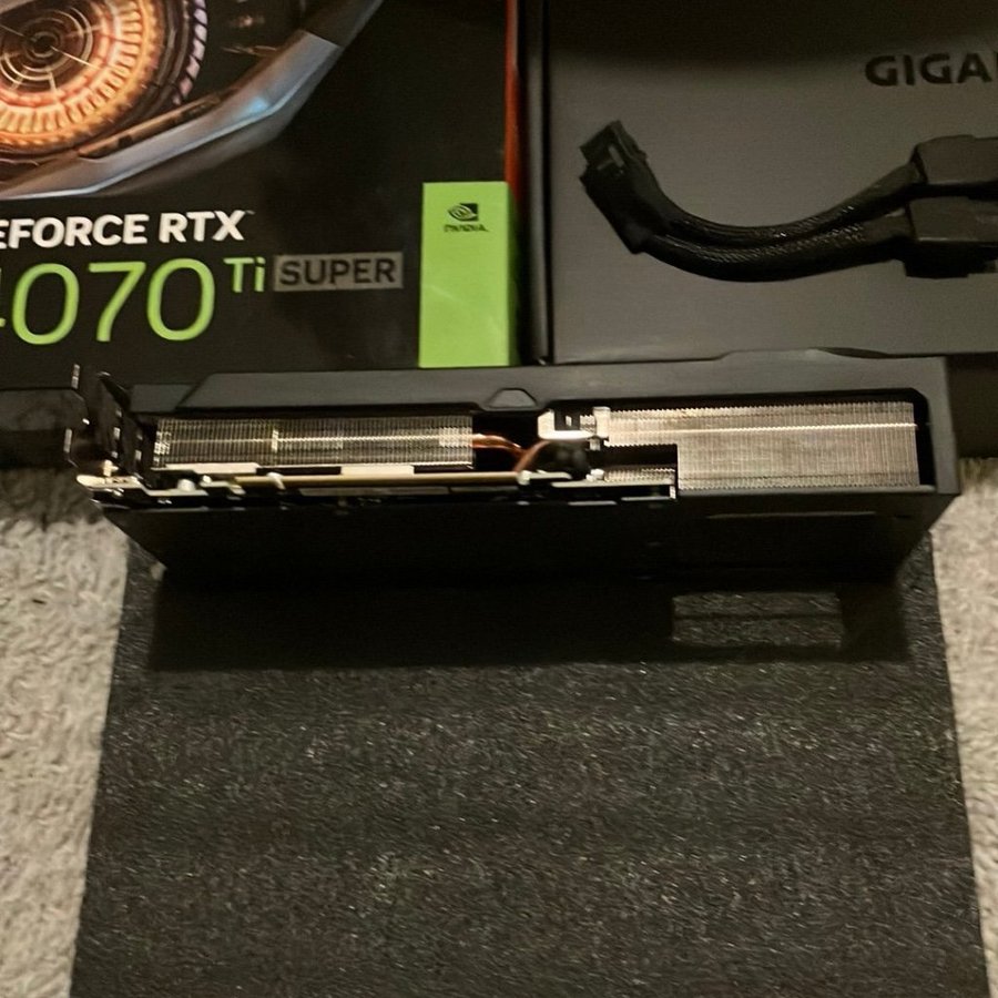 Gigabyte GeForce RTX 4070 Ti Super Windforce OC 16G