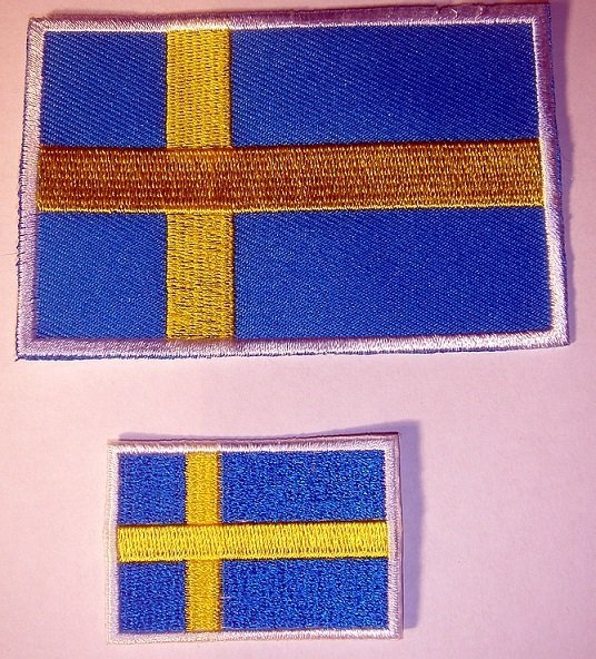 2 st SVERIGE SWEDEN FLAGGA NYTT TYG MÄRKE !!!!!