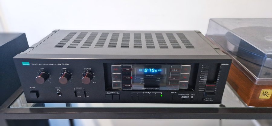 Sansui R-606 Stereo Receiver