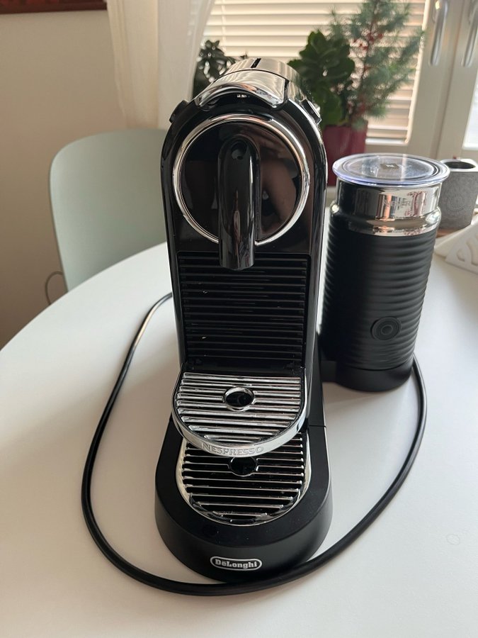 De’Longhi Nespresso Citiz  Milk EN 267 kaffemaskin/kapselmaskin