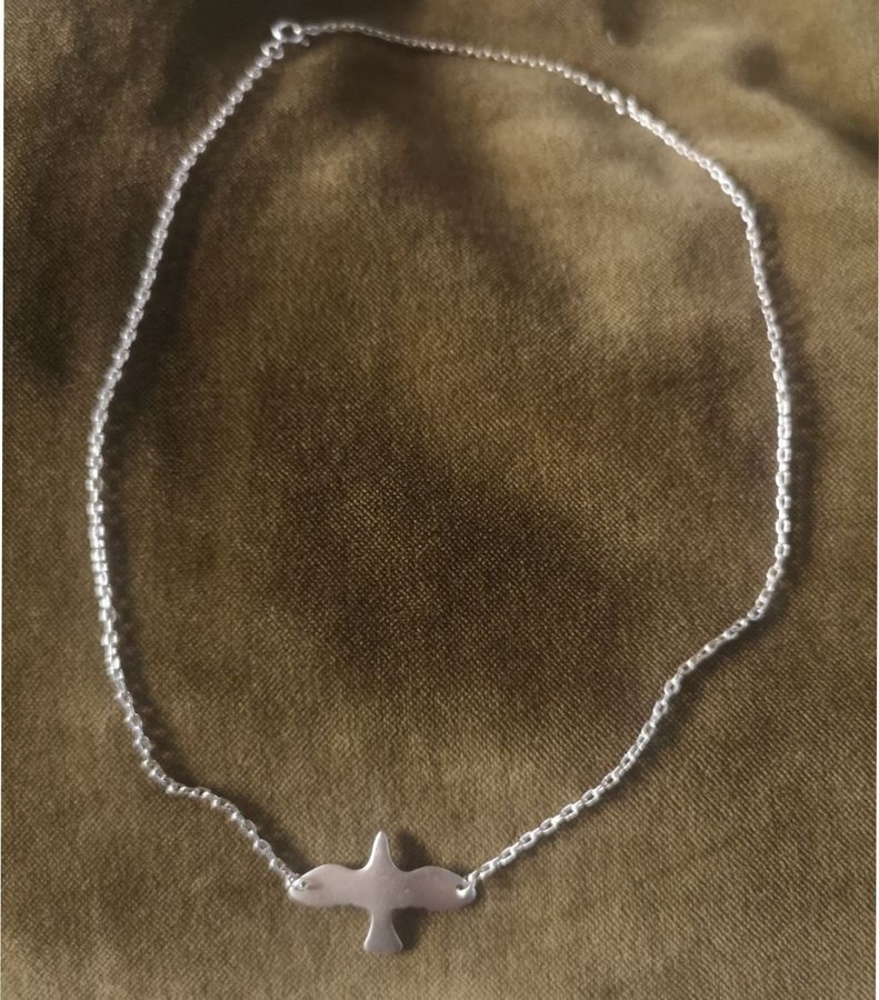 Silver dove necklace i Sterling silver 925 av Emma Israelsson