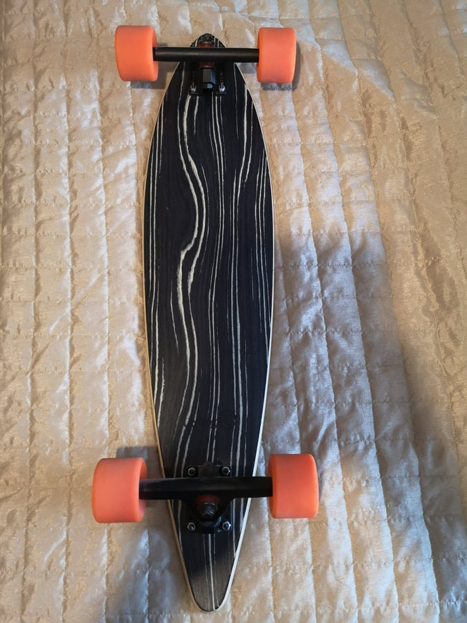 *HELT NY* Urskog Pinne longboard cruiser