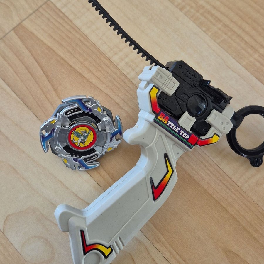 Beyblade - Wolf med launcher