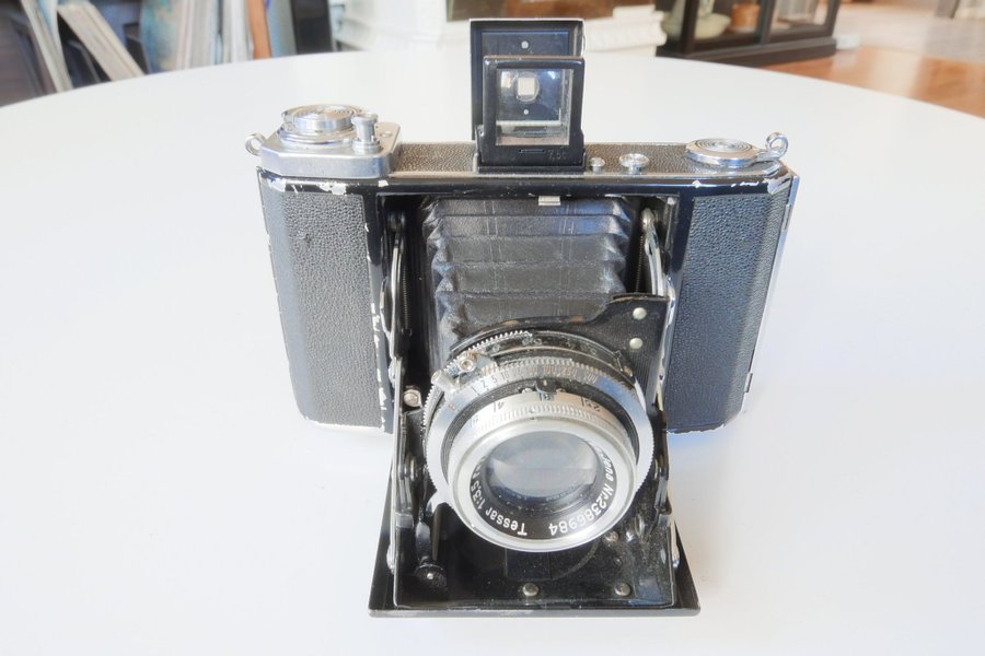 ZEISS IKON IKONTA MED CARL ZEISS TESSAR OBJEKTIV