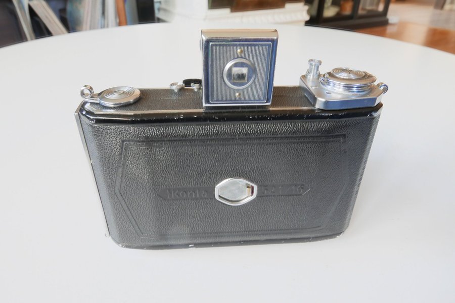 ZEISS IKON IKONTA MED CARL ZEISS TESSAR OBJEKTIV