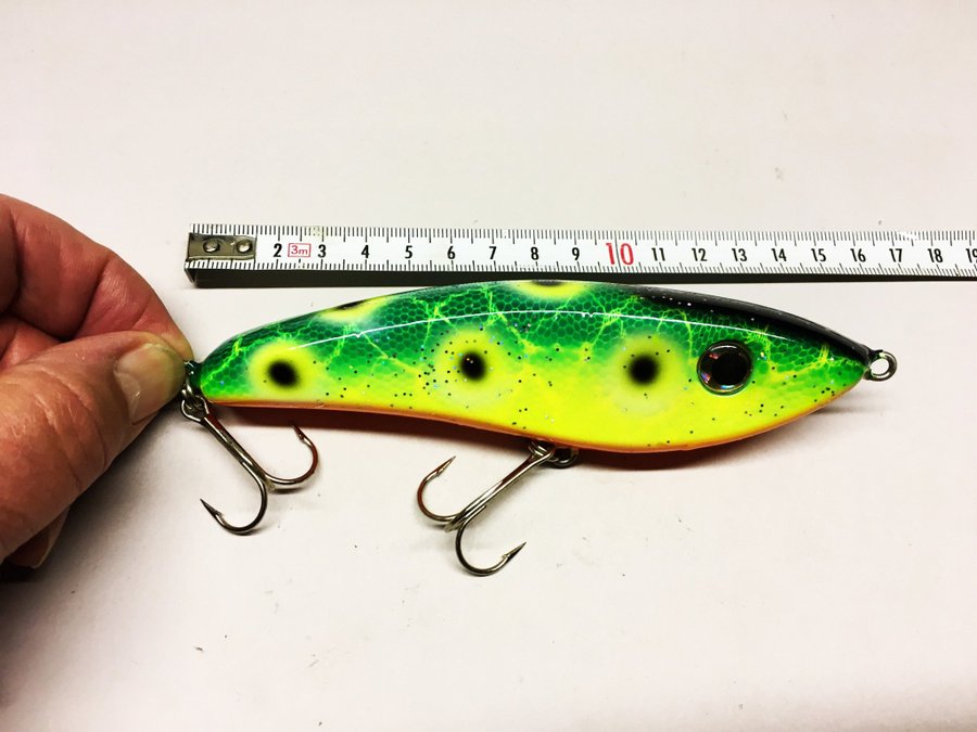 PIKE ATTACK Jerk Bait 14cm 76g Slow Sinking Ny Ofiskad