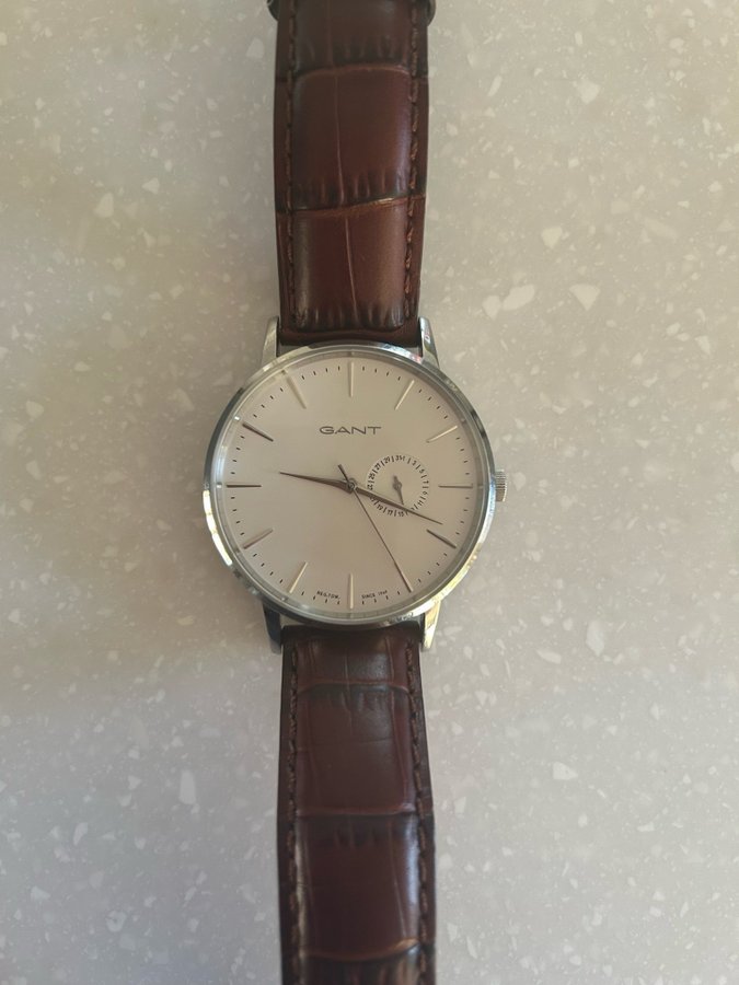 GANT - Herrarmbandsur med brunt läderband - W10842 - 42 mm!