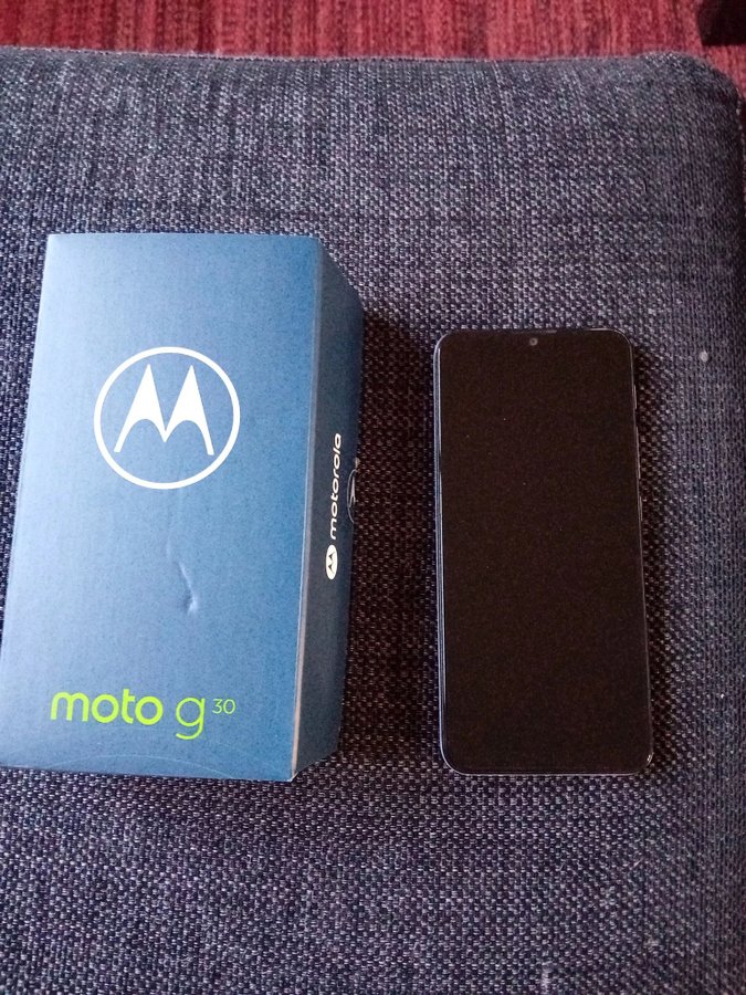 Lila Motorola G30