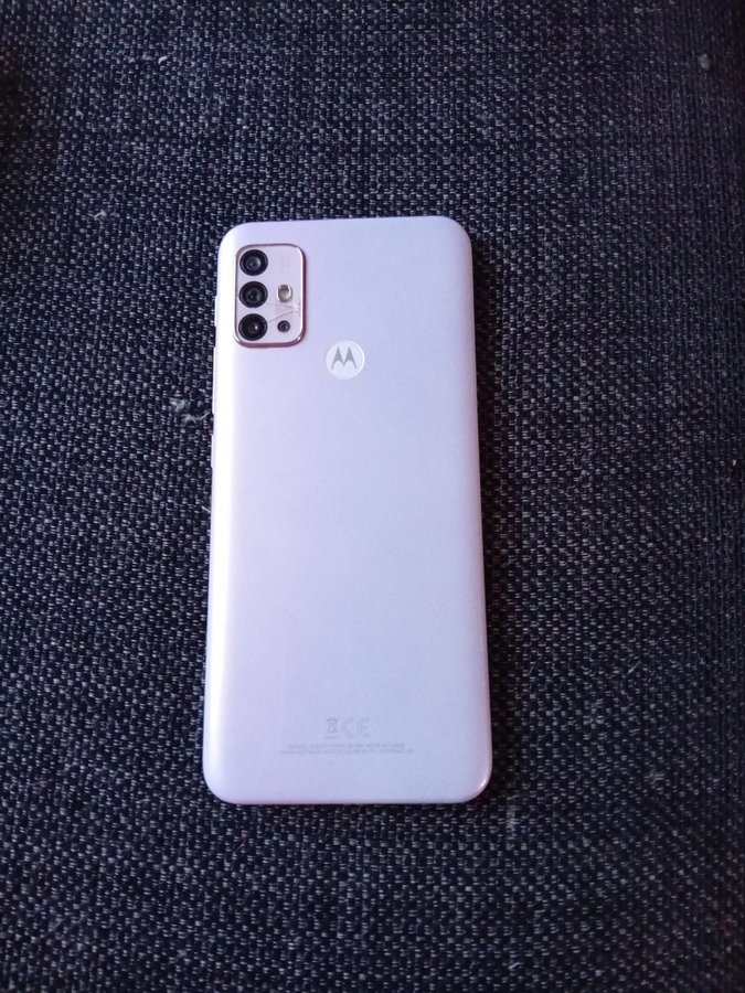 Lila Motorola G30