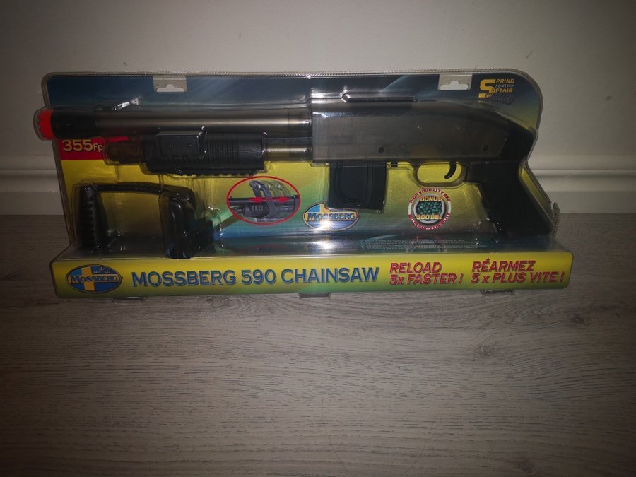 Mossberg motorsågsgrepp Airsoft Shotgun 6mm fjäderverkande klar plast