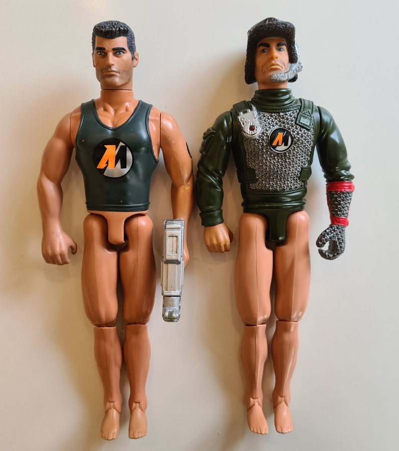 Retro 90-tal 2 st Action Man figurer dockor Hasbro International Inc 1997, 1999