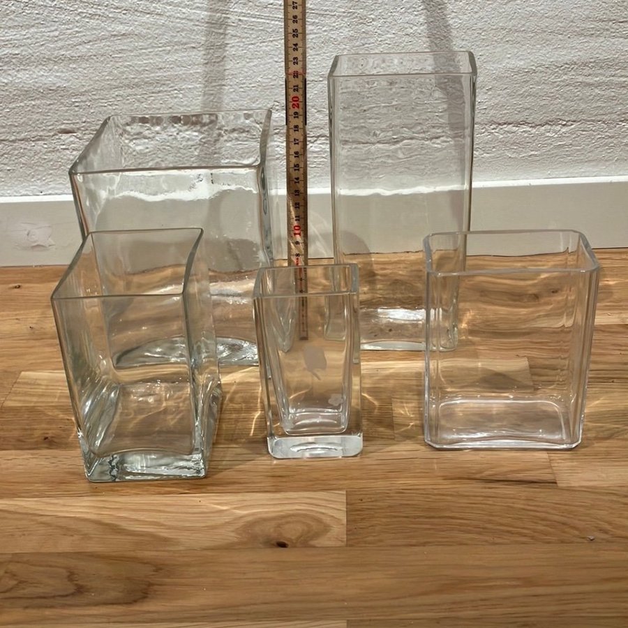 Häftiga Glasvaser i annorlunda design