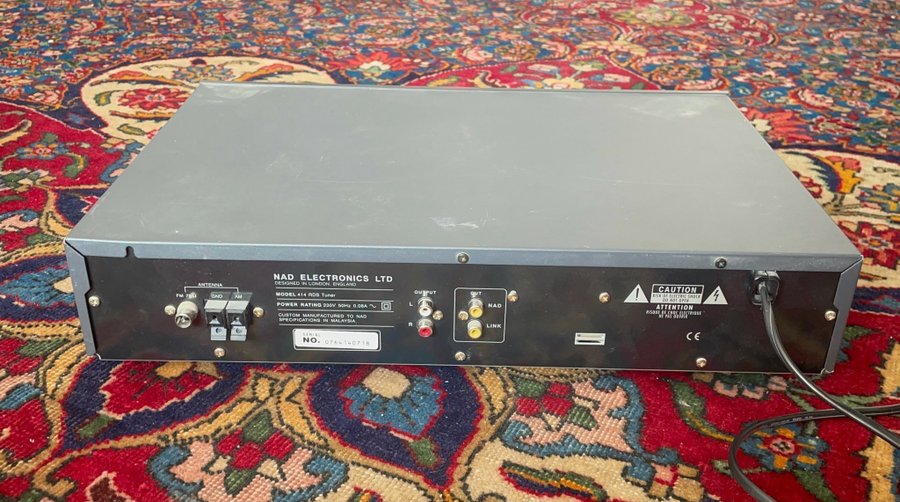 NAD 414 AM/FM RDS TUNER