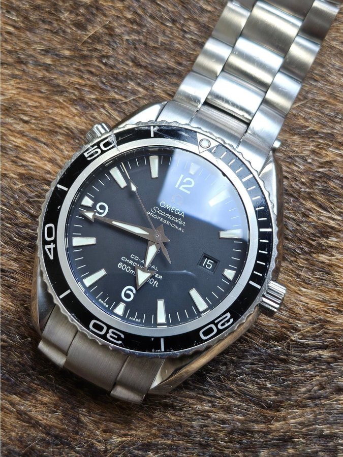 Nyserviceret Omega Seamaster Planet Ocean 2200.50.00