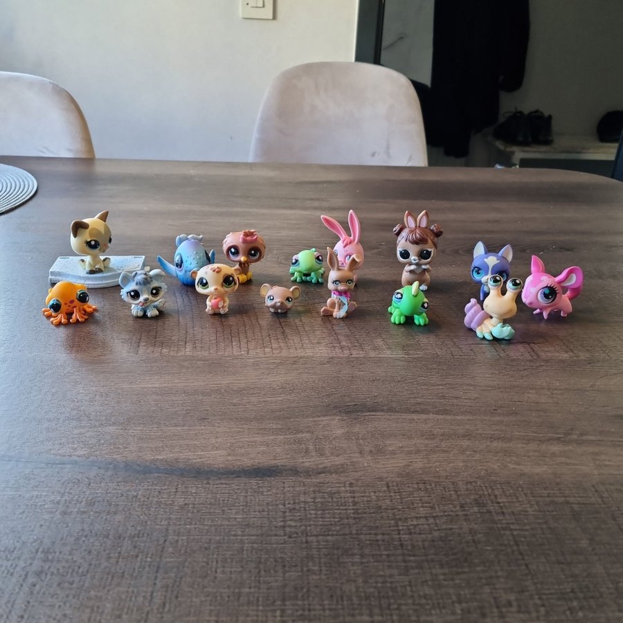 LPS - 15 st söta Figurer / Littlest Pet Shop