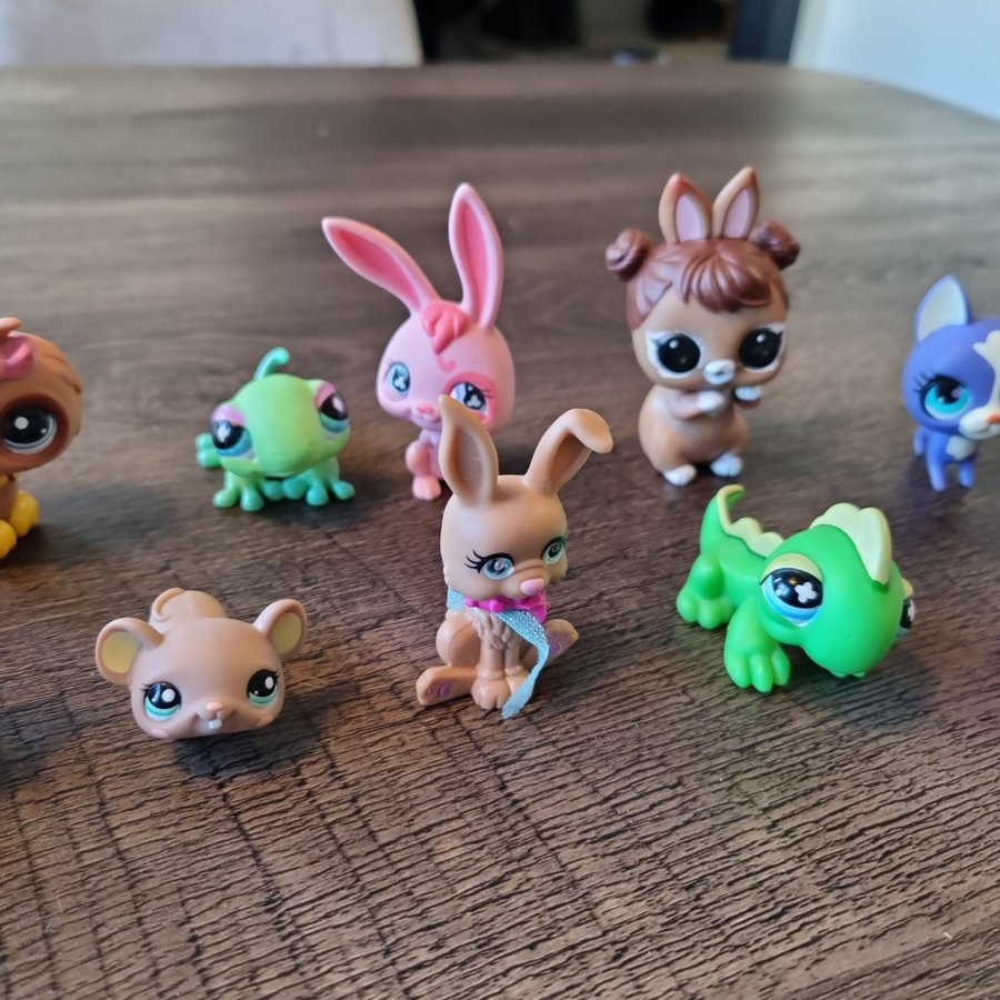 LPS - 15 st söta Figurer / Littlest Pet Shop