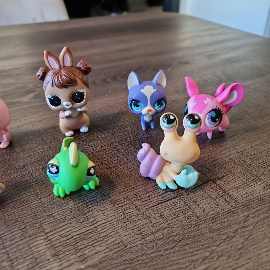 LPS - 15 st söta Figurer / Littlest Pet Shop