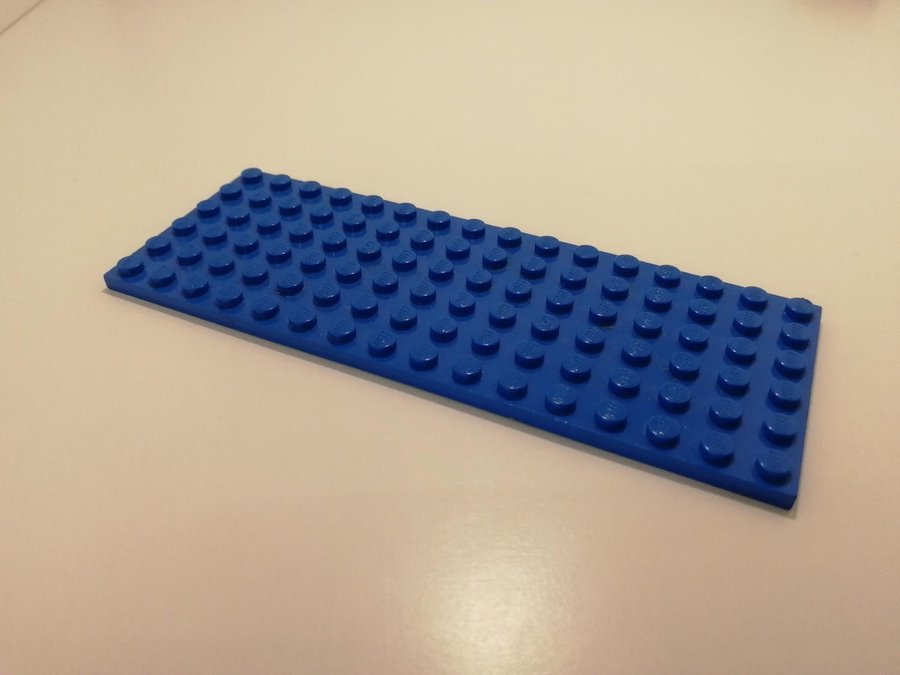 Lego - platta - plate - 6x16 - part 3027 - blå