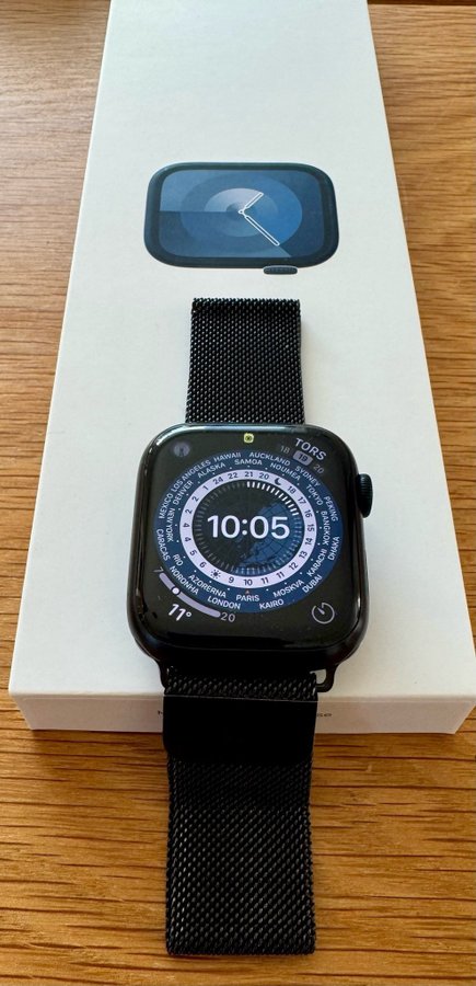 Apple Watch Series 9 45mm Svart