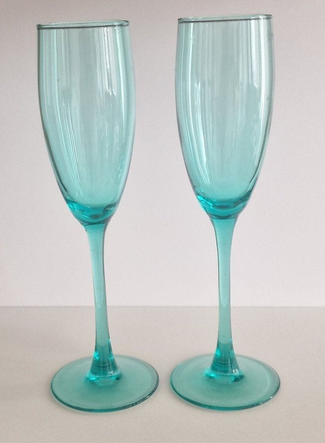 2 st Turkos vinglas Luminarc France champagneglas serie Aqua Cristal darques