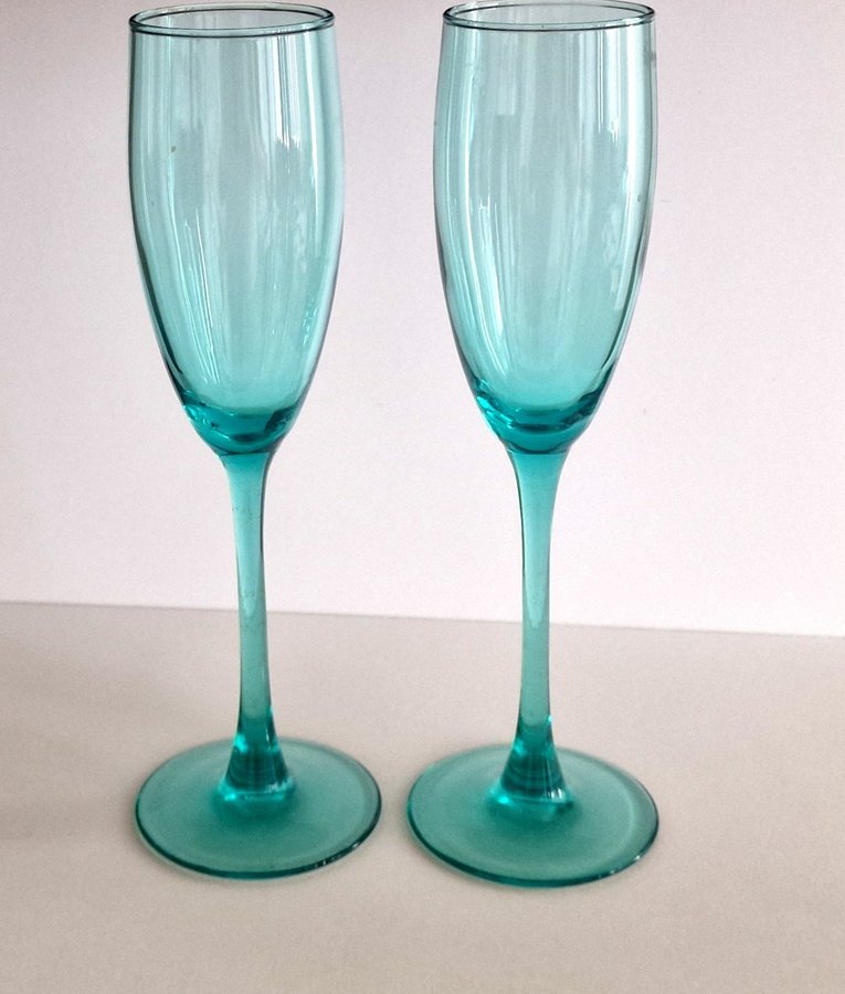 2 st Turkos vinglas Luminarc France champagneglas serie Aqua Cristal darques