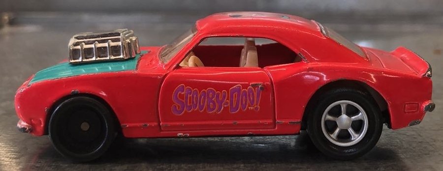 Racing Champions Hannah-Barbera Scooby-Doo '68 Camaro 1:64