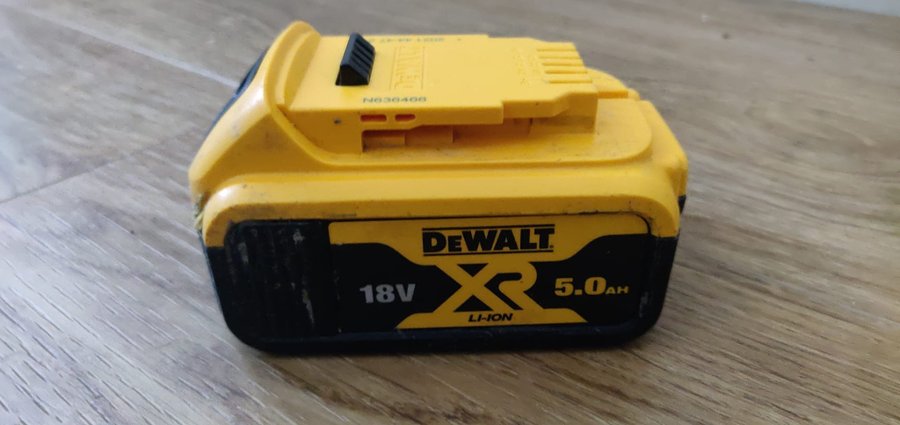 Dewalt 18V XR 5.0Ah batteri