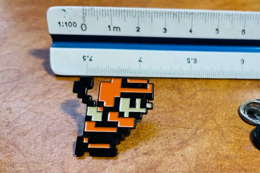 NES Hockey, Nitendo 8 bit, Enamel Pin