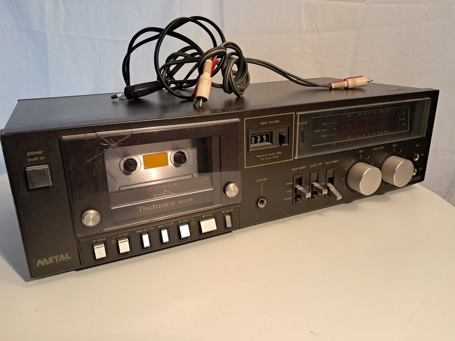 Technics M215 Kassettbandspelare