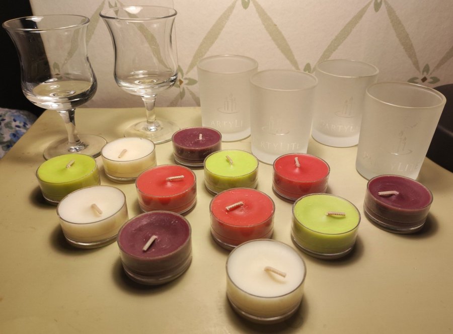 Partylite 6 st Ljushållare + 12 blandade Teljus i doft