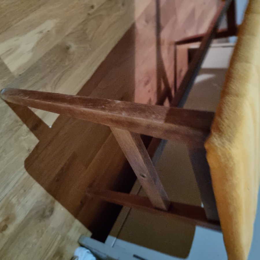 Sittbänk med teak ben