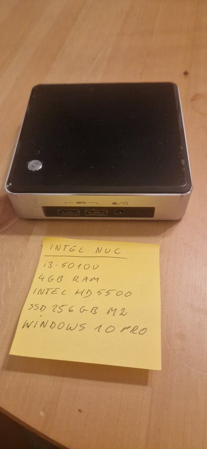 Intel NUC I3-50100U/4GB /256 GB SSD/INTEL HD 5500/WIN10 /NR4