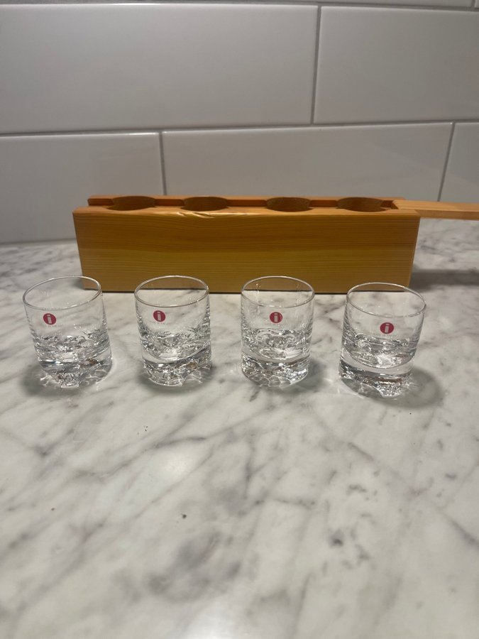 4 st glas med träbox Iittala