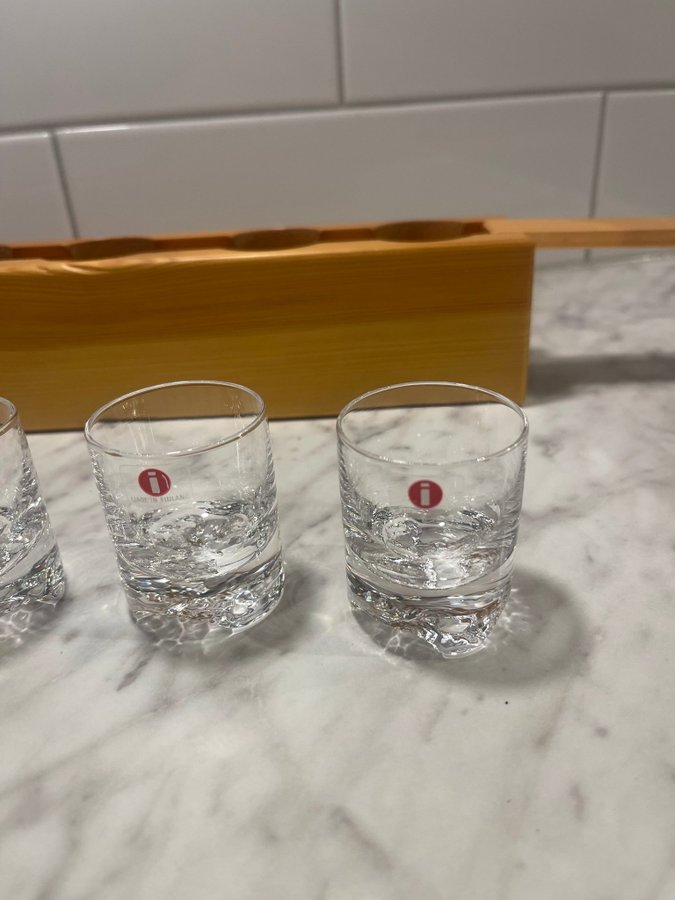 4 st glas med träbox Iittala