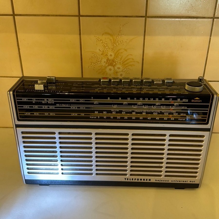 Telefunken bajazzo universal 401