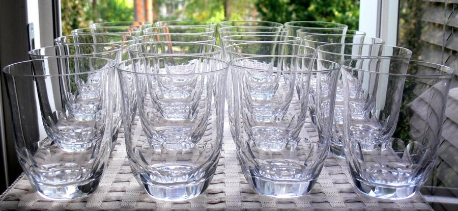 Strömbergshyttan Gerda Strömberg Löfsta 20st fina slipade selterglas 30-tal