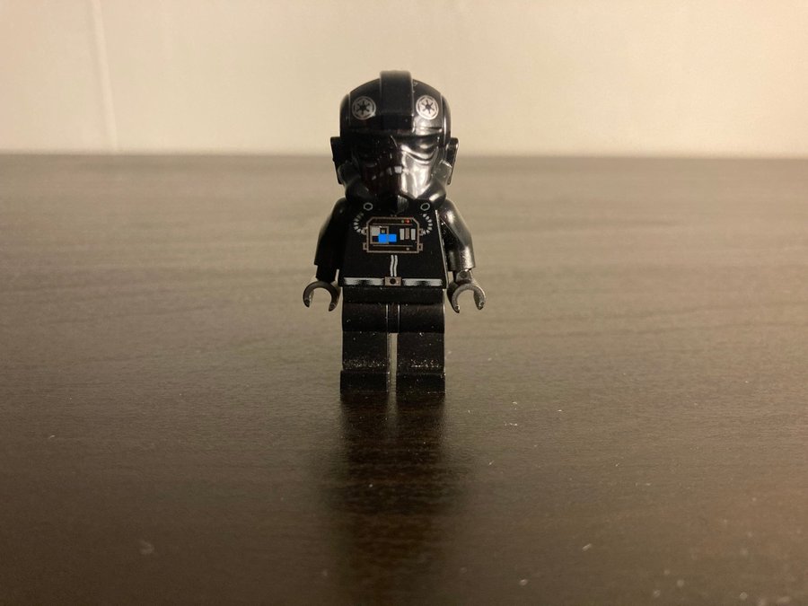 Lego Star Wars minifigur - TIE Defender Pilot