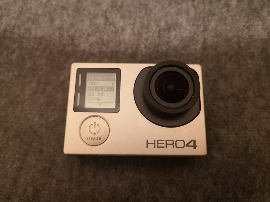 GoPro HERO 4 silver nyskick inkl tillbehör