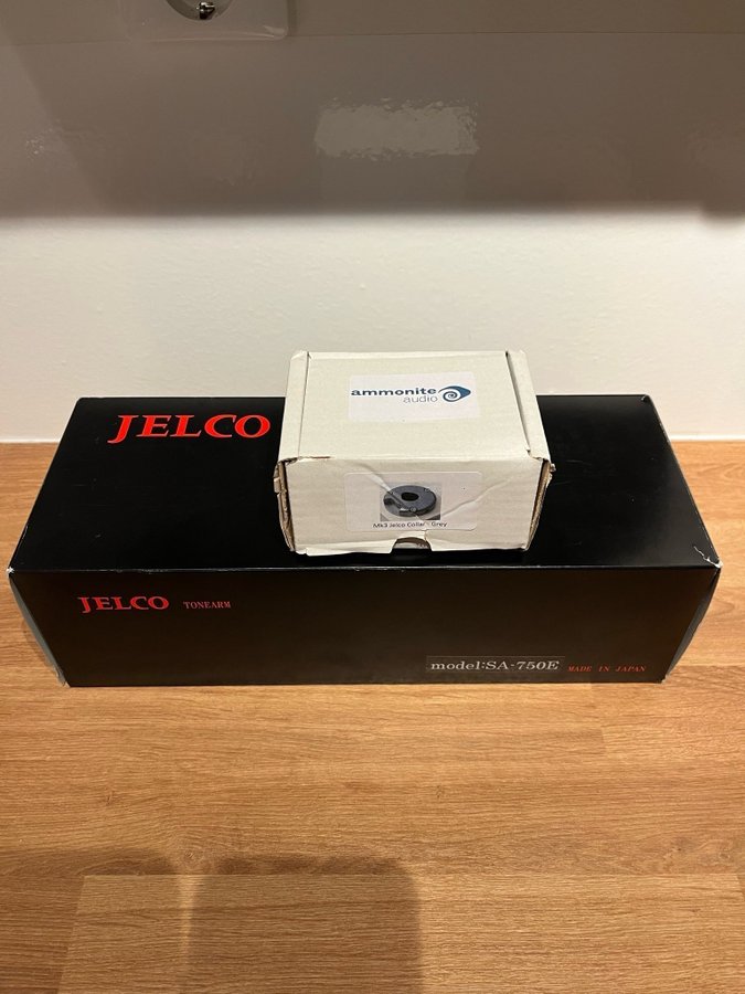 Jelco SA-750E Tonarm + extra armbase.