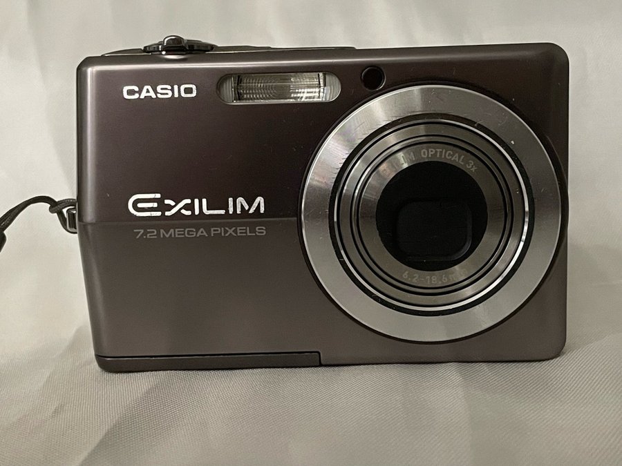 Casio Exilim EX-Z700, 7,2 MP Digitalkamera