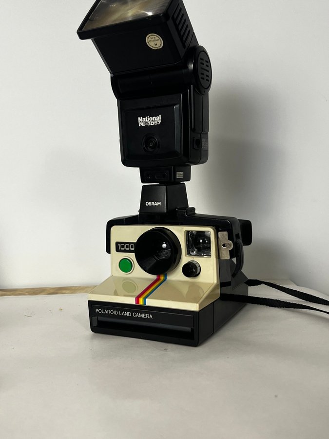 Polaroid Land Camera med blixt