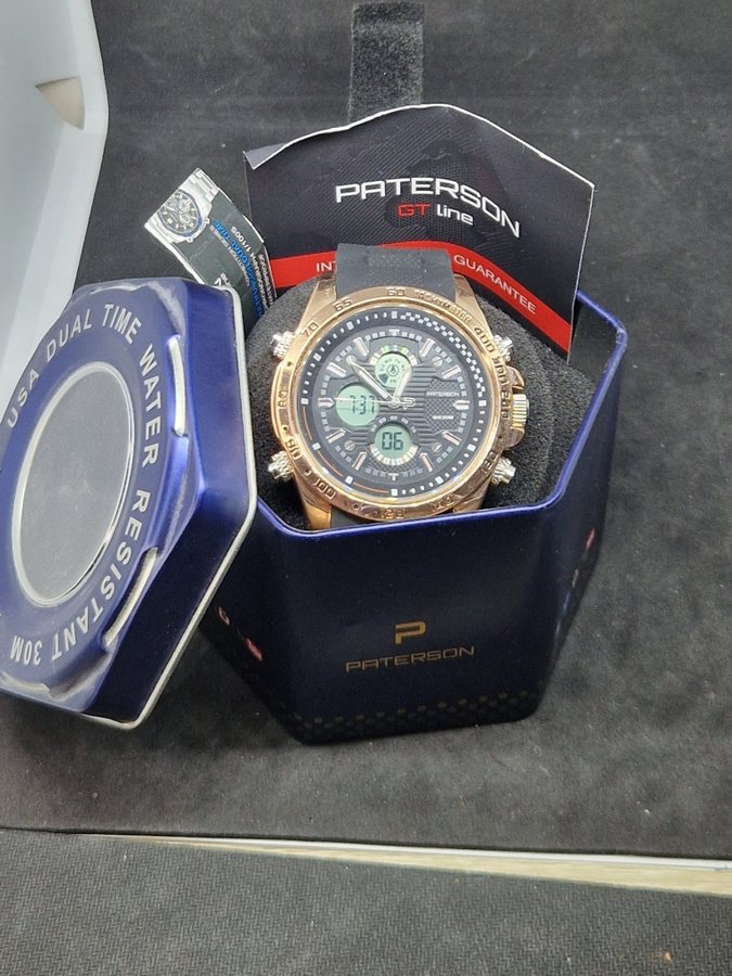 Patterson chronograph racing Herrklocka med svart silikonarmband