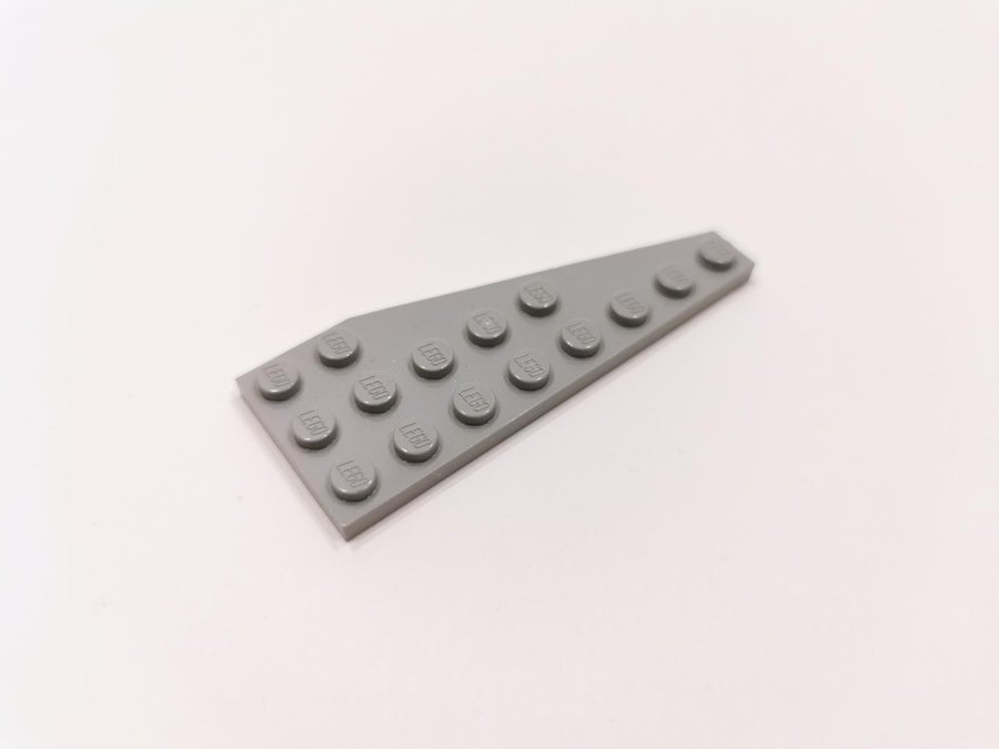 Lego - wedge - vinge - plate - vänster - 8x3 - part 50305 - ljusgrå (bluish)