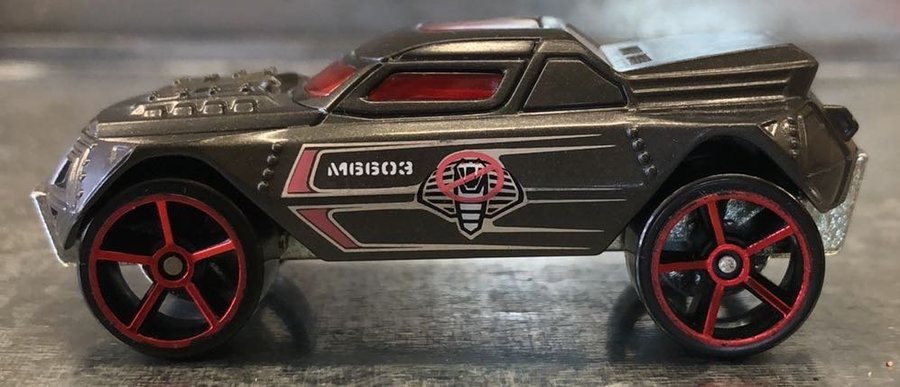 Hot Wheels RD-08 1:64