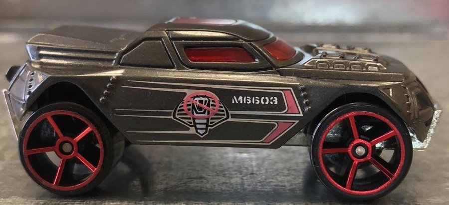 Hot Wheels RD-08 1:64