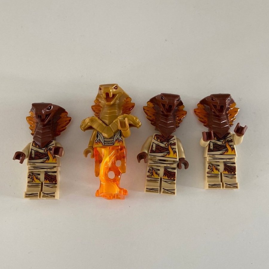 Lego Ninjago - 4 st Slang Minifigurer